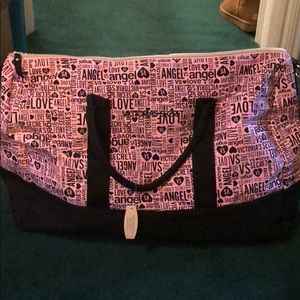 Travel tote